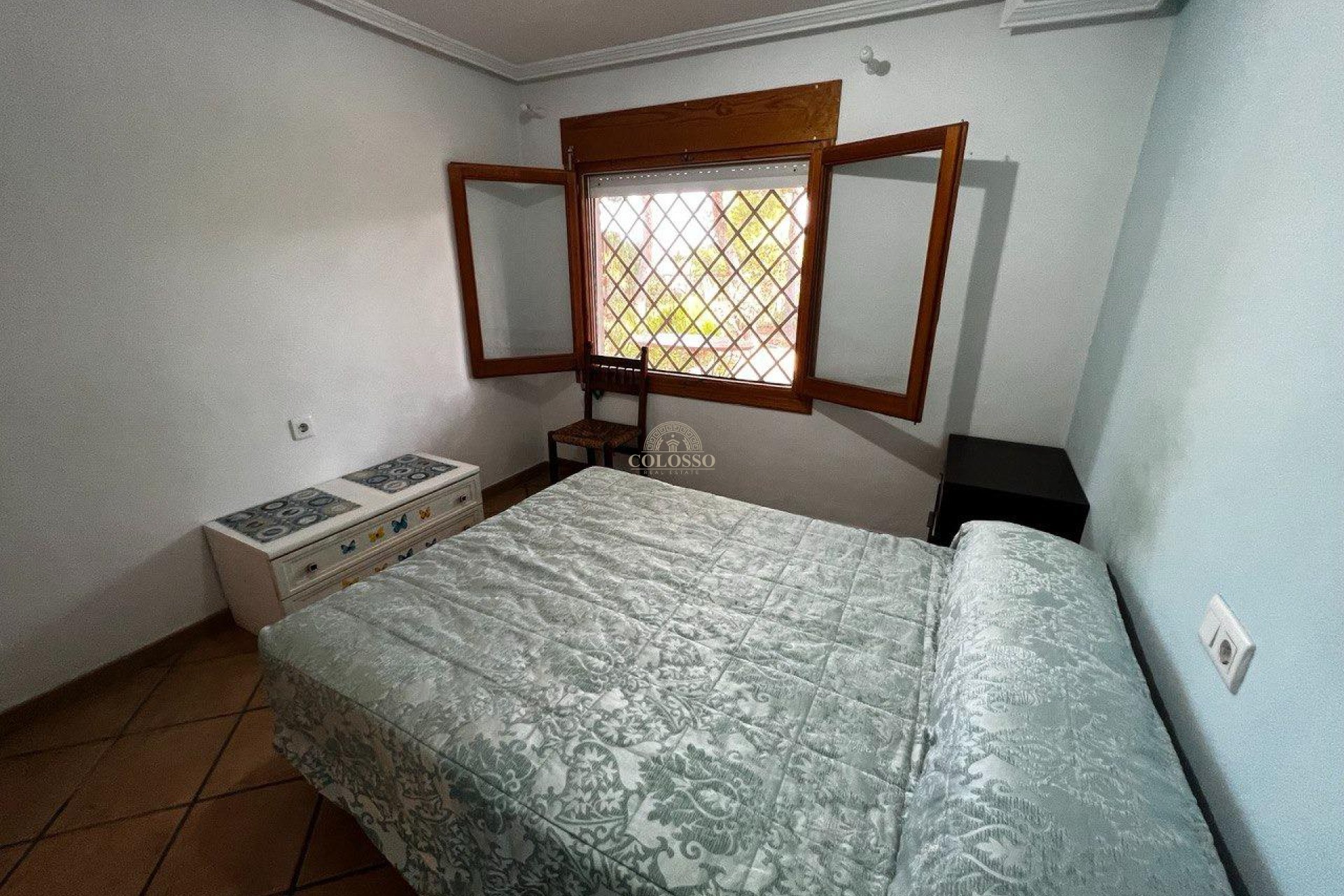 Resale - Chalet -
San Vicente del Raspeig - Sol y Luz