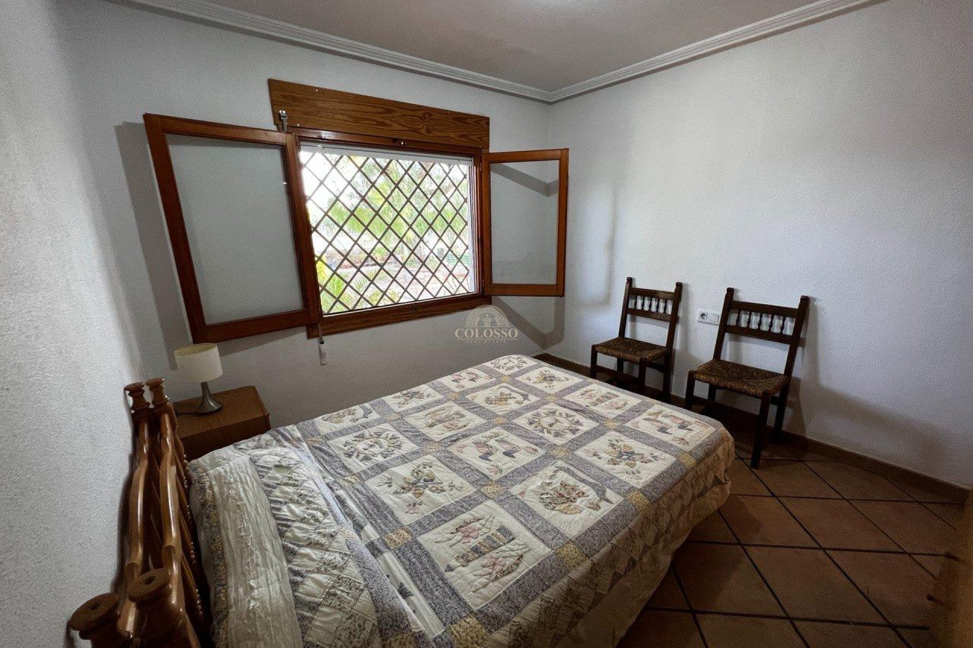 Resale - Chalet -
San Vicente del Raspeig - Sol y Luz