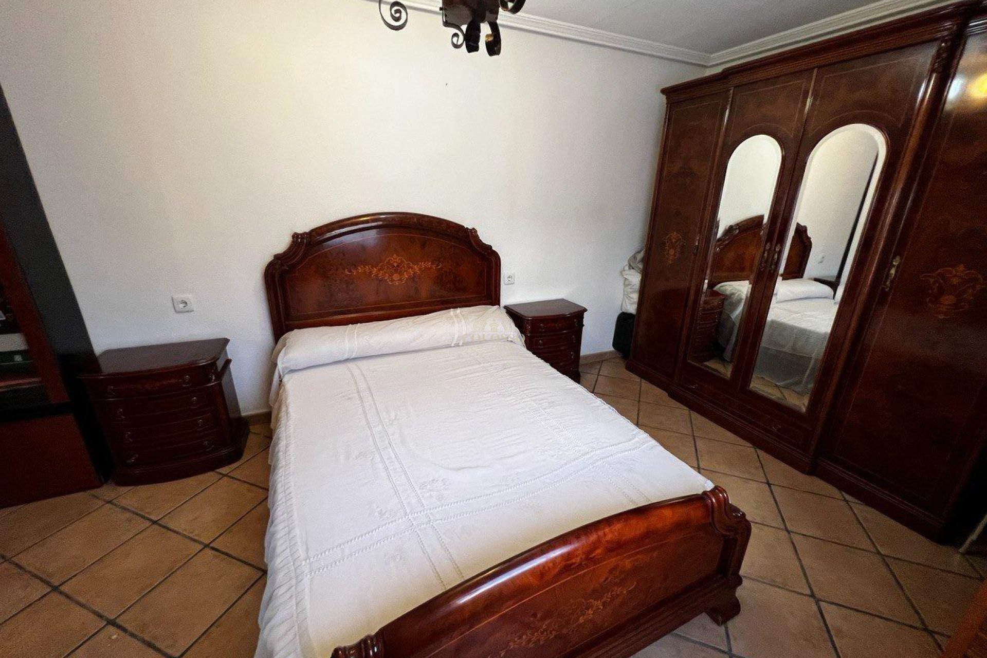 Resale - Chalet -
San Vicente del Raspeig - Sol y Luz