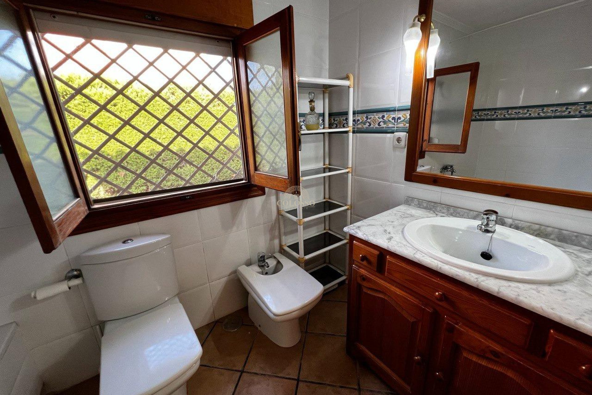 Resale - Chalet -
San Vicente del Raspeig - Sol y Luz