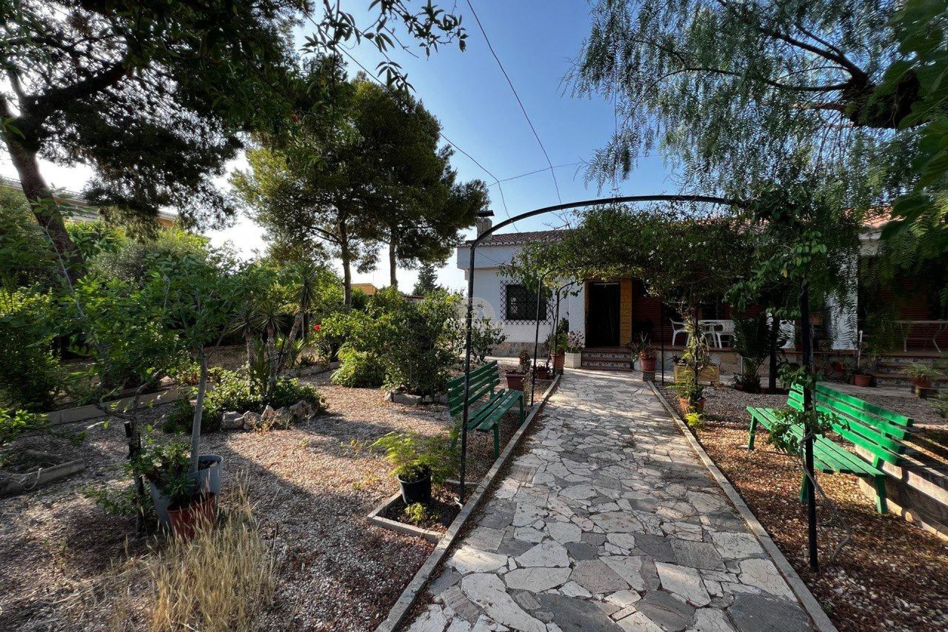 Resale - Chalet -
San Vicente del Raspeig - Sol y Luz