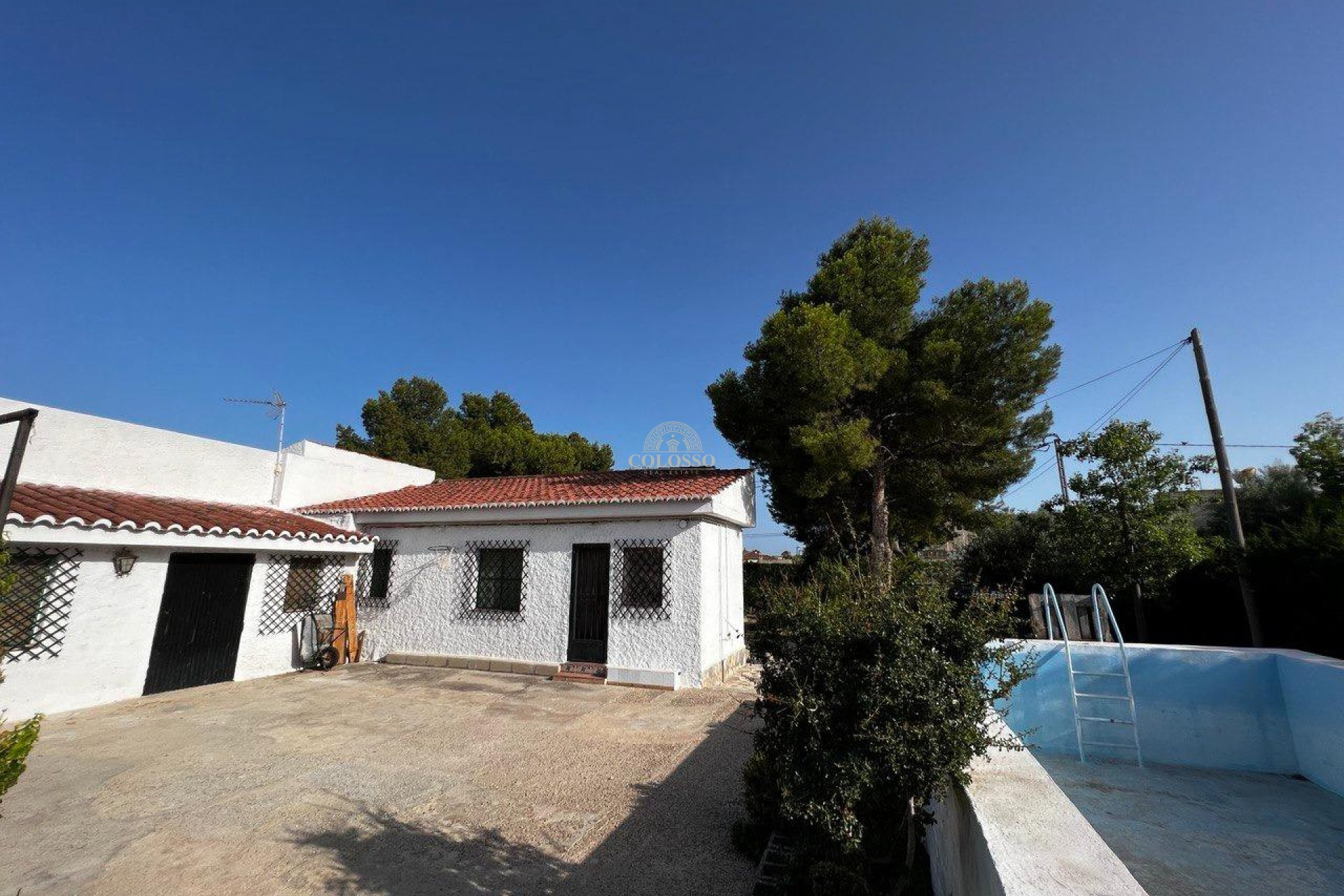 Resale - Chalet -
San Vicente del Raspeig - Sol y Luz