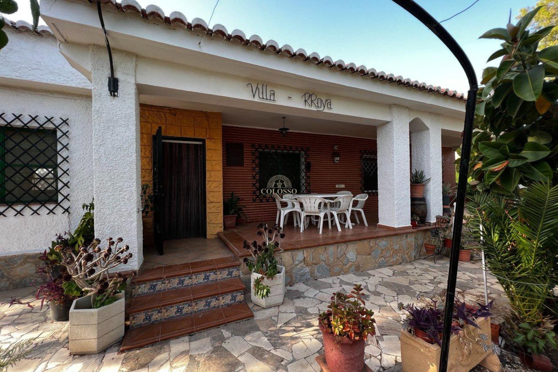 Resale - Chalet -
San Vicente del Raspeig - Sol y Luz