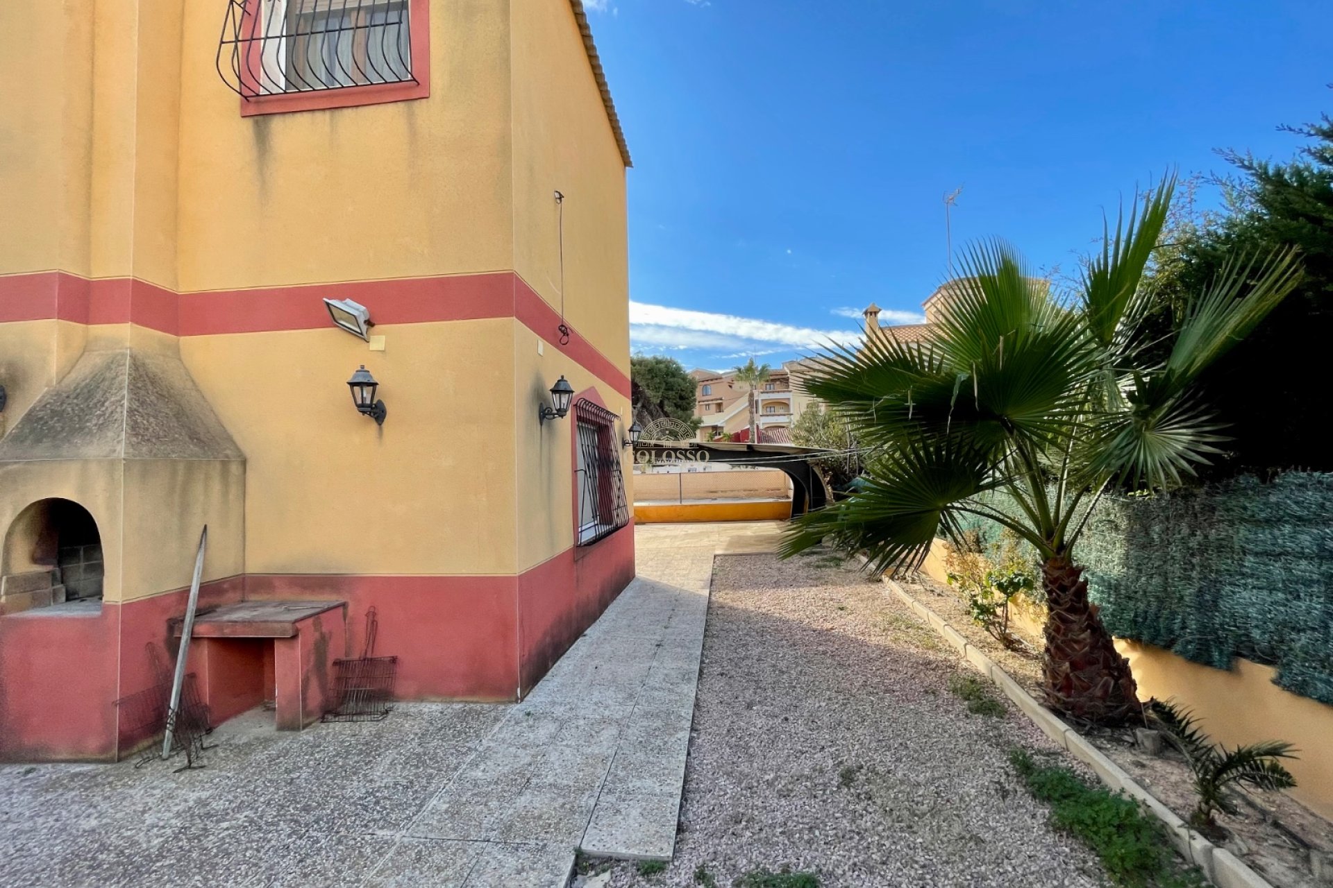 Resale - Chalet -
Torrevieja - Los Frutales