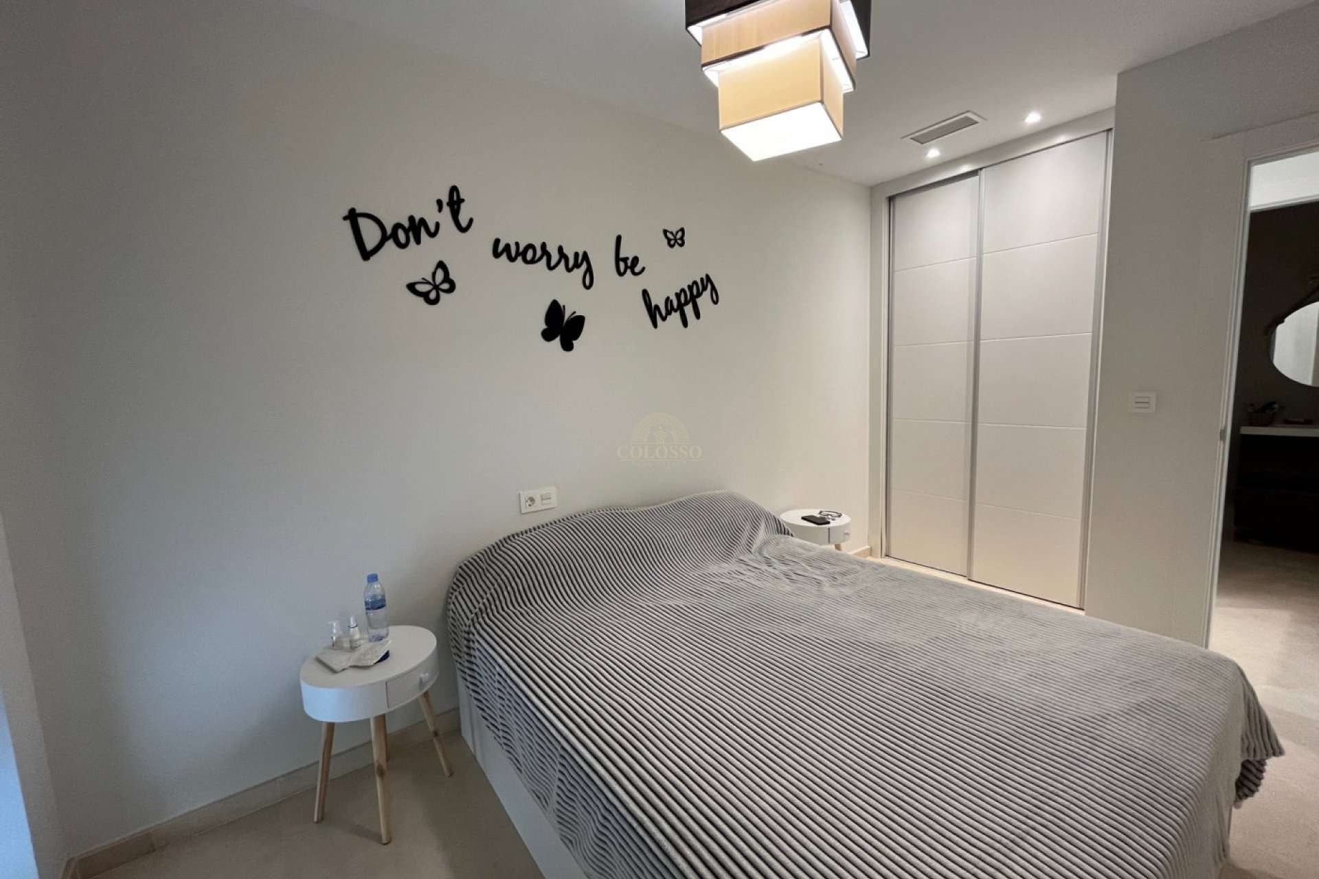 Resale - Chalet -
Villajoyosa - 1a linea