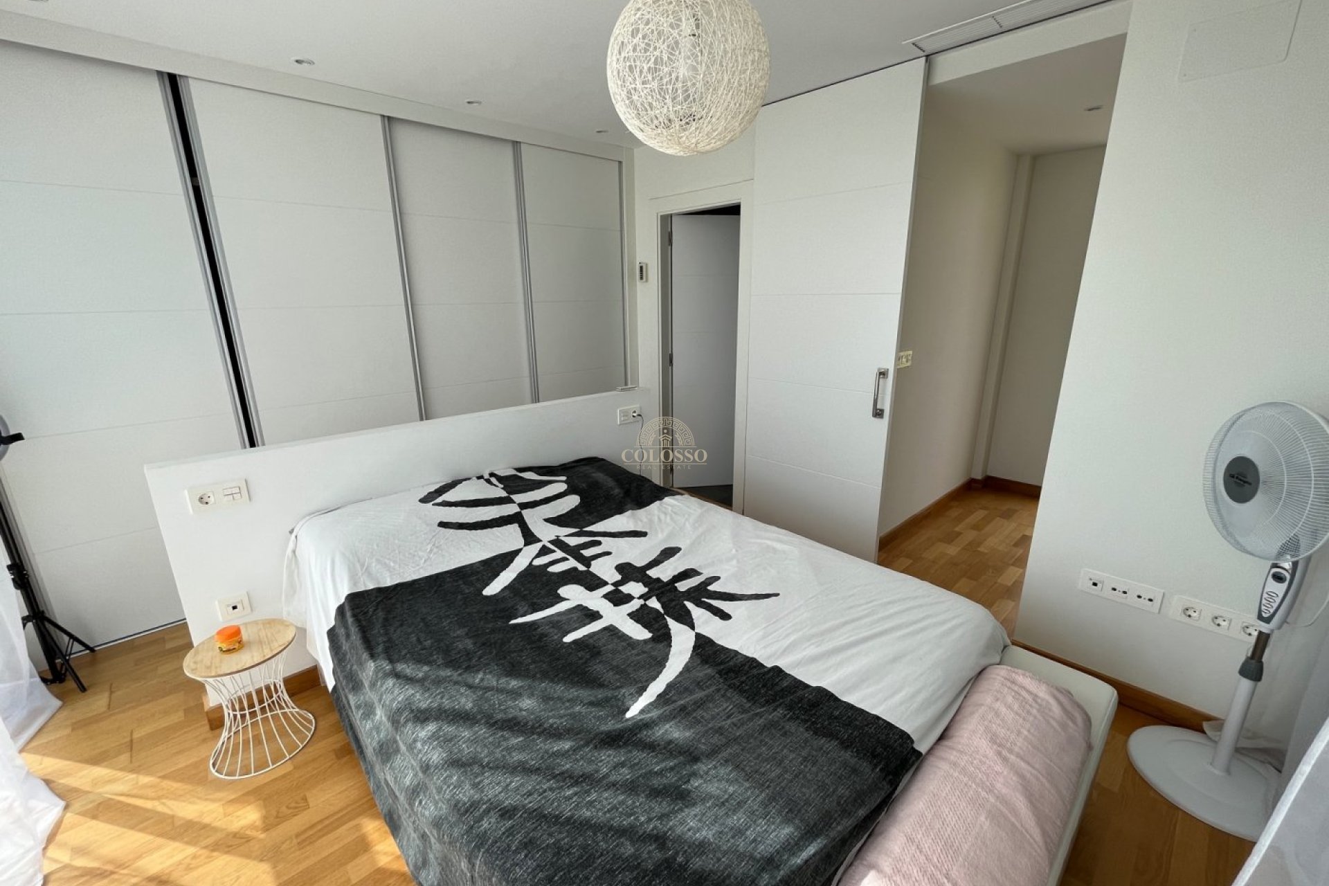 Resale - Chalet -
Villajoyosa - 1a linea