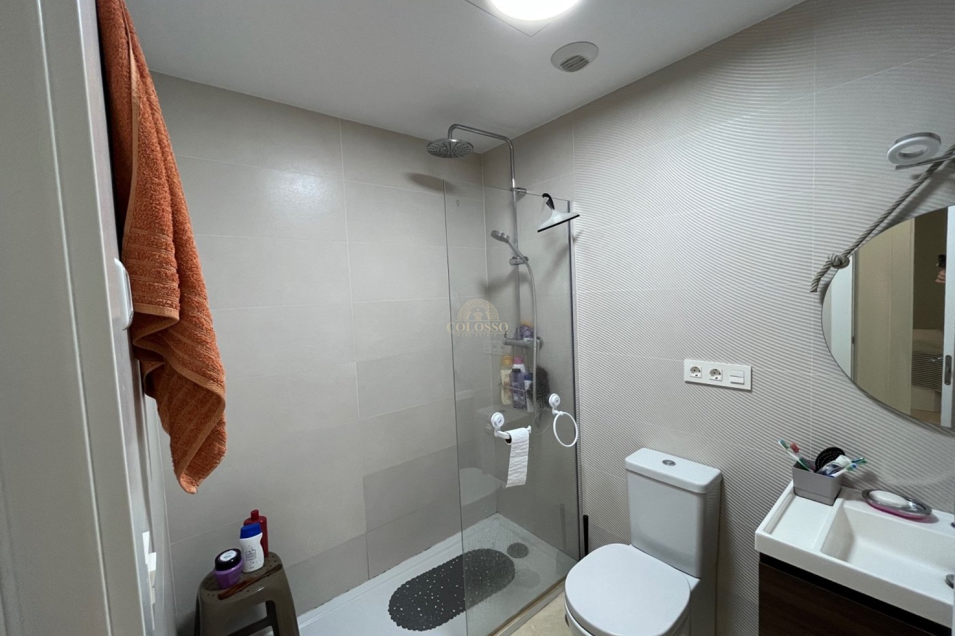 Resale - Chalet -
Villajoyosa - 1a linea