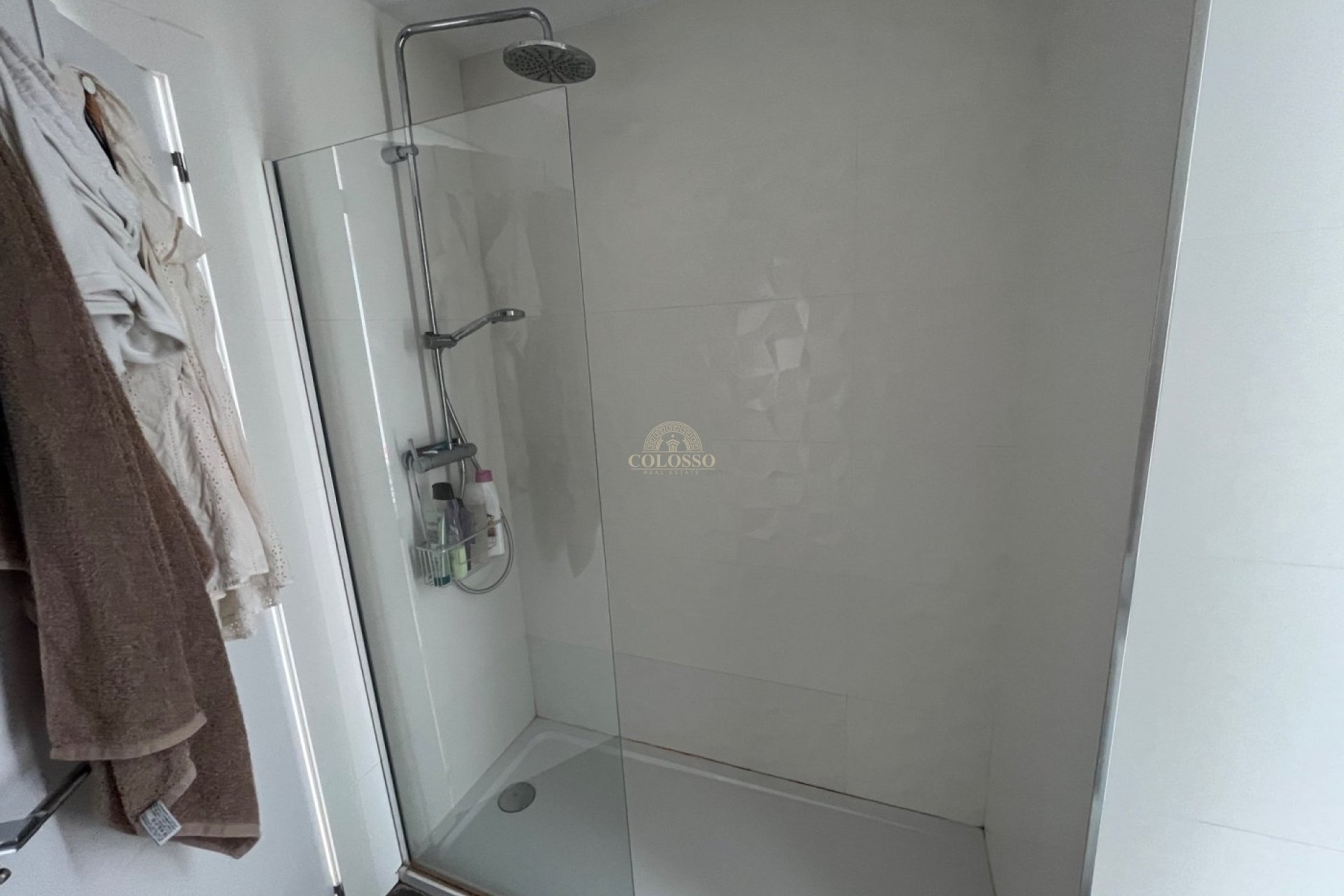 Resale - Chalet -
Villajoyosa - 1a linea