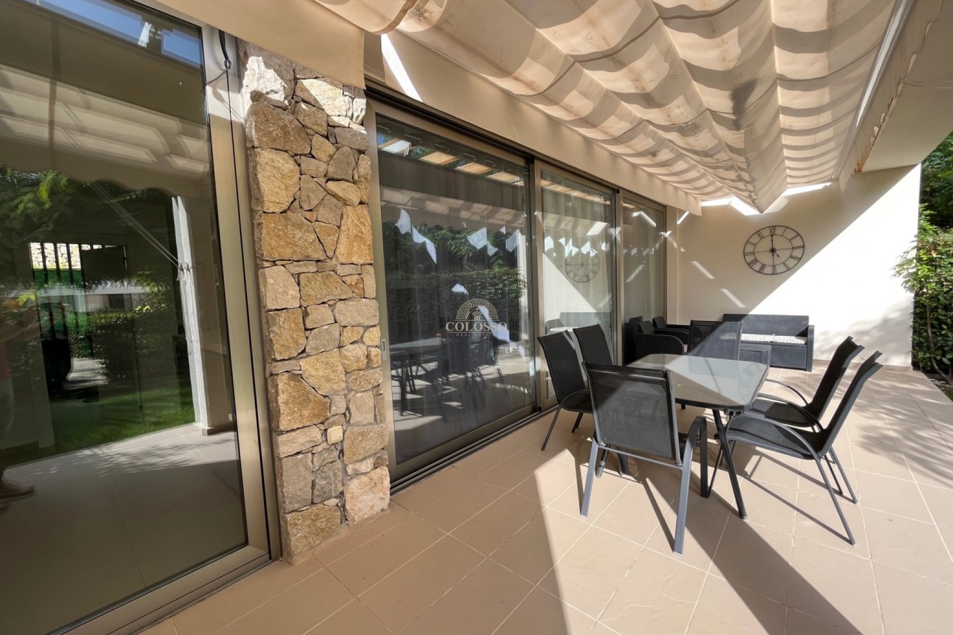 Resale - Chalet -
Villajoyosa - 1a linea