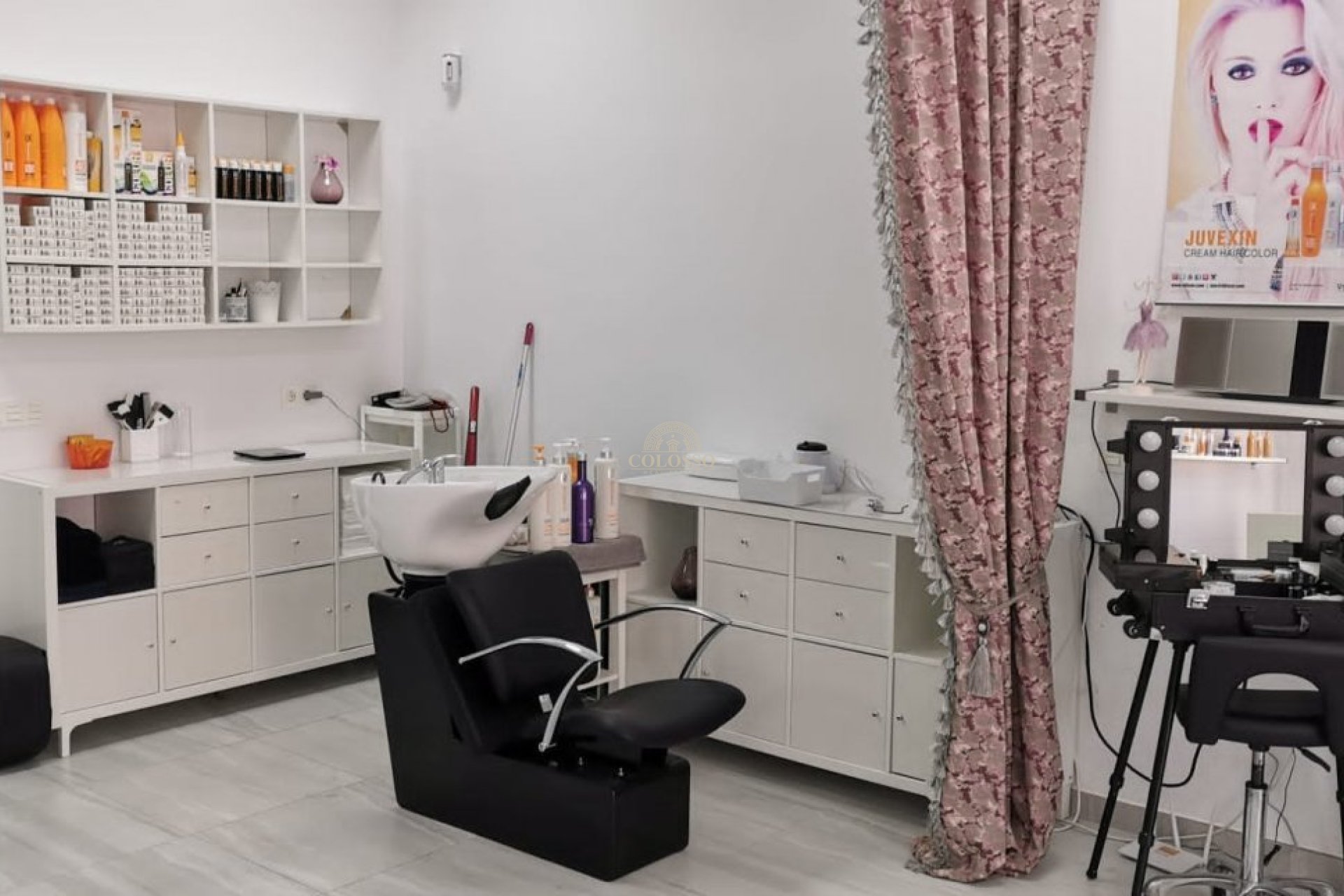 Resale - Commercial Premises -
Orihuela Costa - La Zenia