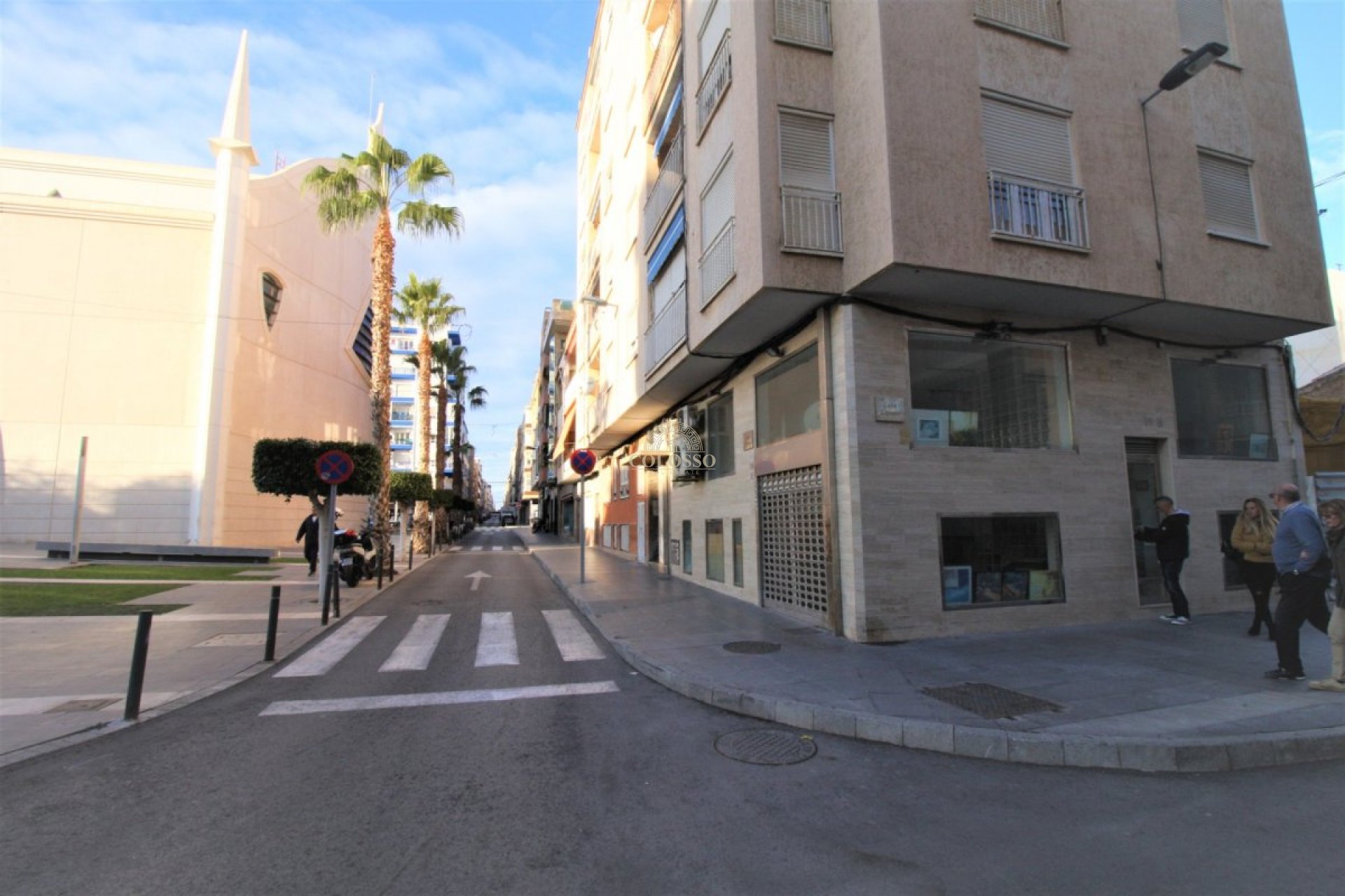 Resale - Commercial Premises -
Torrevieja - Centro