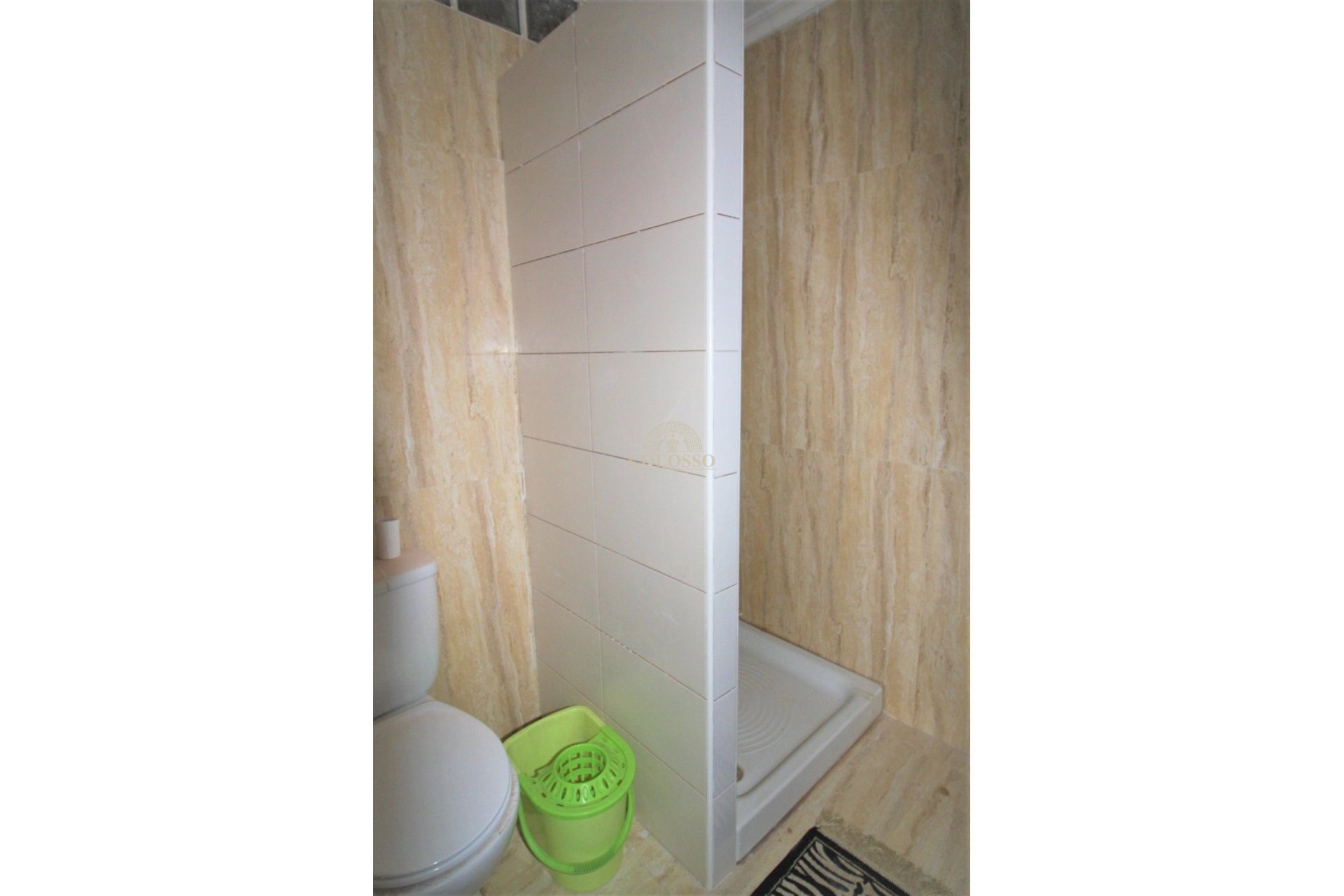 Resale - Commercial Premises -
Torrevieja - Centro