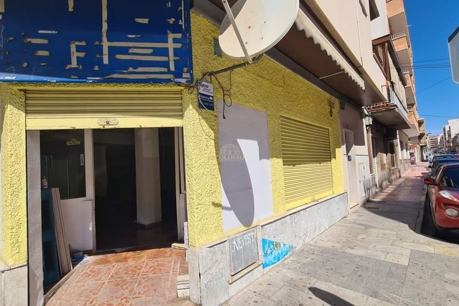 Resale - Commercial Premises -
Torrevieja - Centro