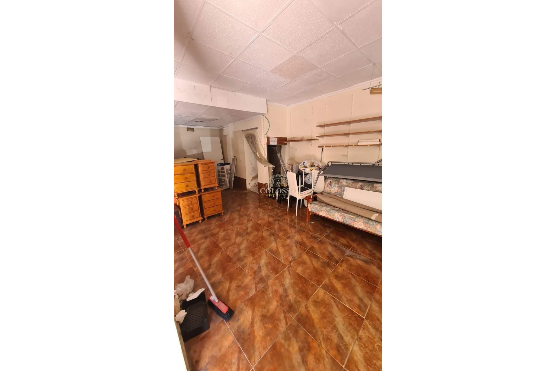 Resale - Commercial Premises -
Torrevieja - Centro