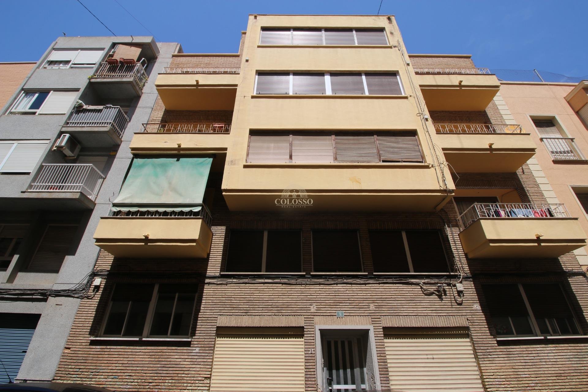 Resale - Edificio -
Alicante - Pla del bon repos