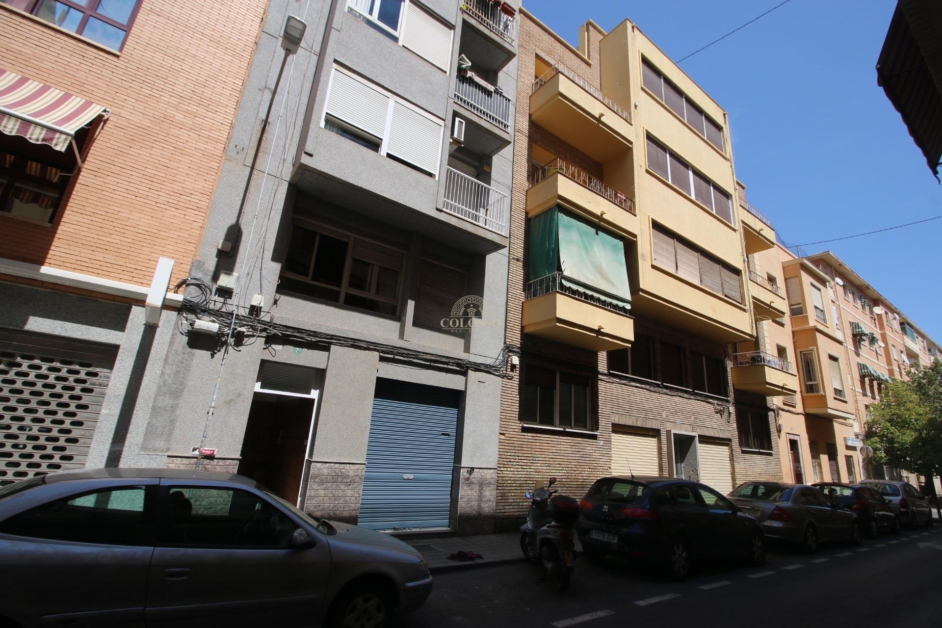 Resale - Edificio -
Alicante - Pla del bon repos