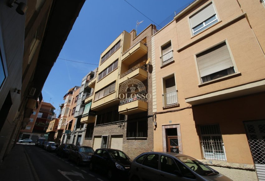 Resale - Edificio -
Alicante - Pla del bon repos