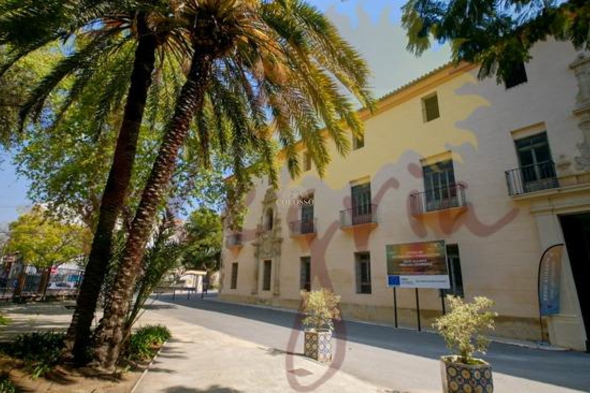 Resale - Edificio -
Alicante - Pla del bon repos