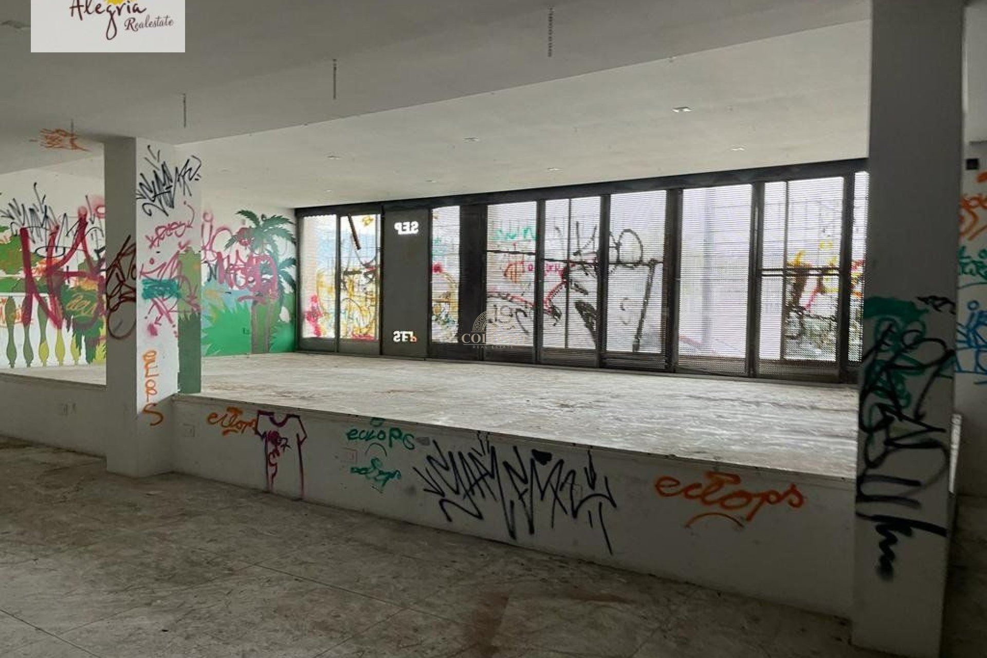 Resale - Edificio -
Gandía - Barrio de corea