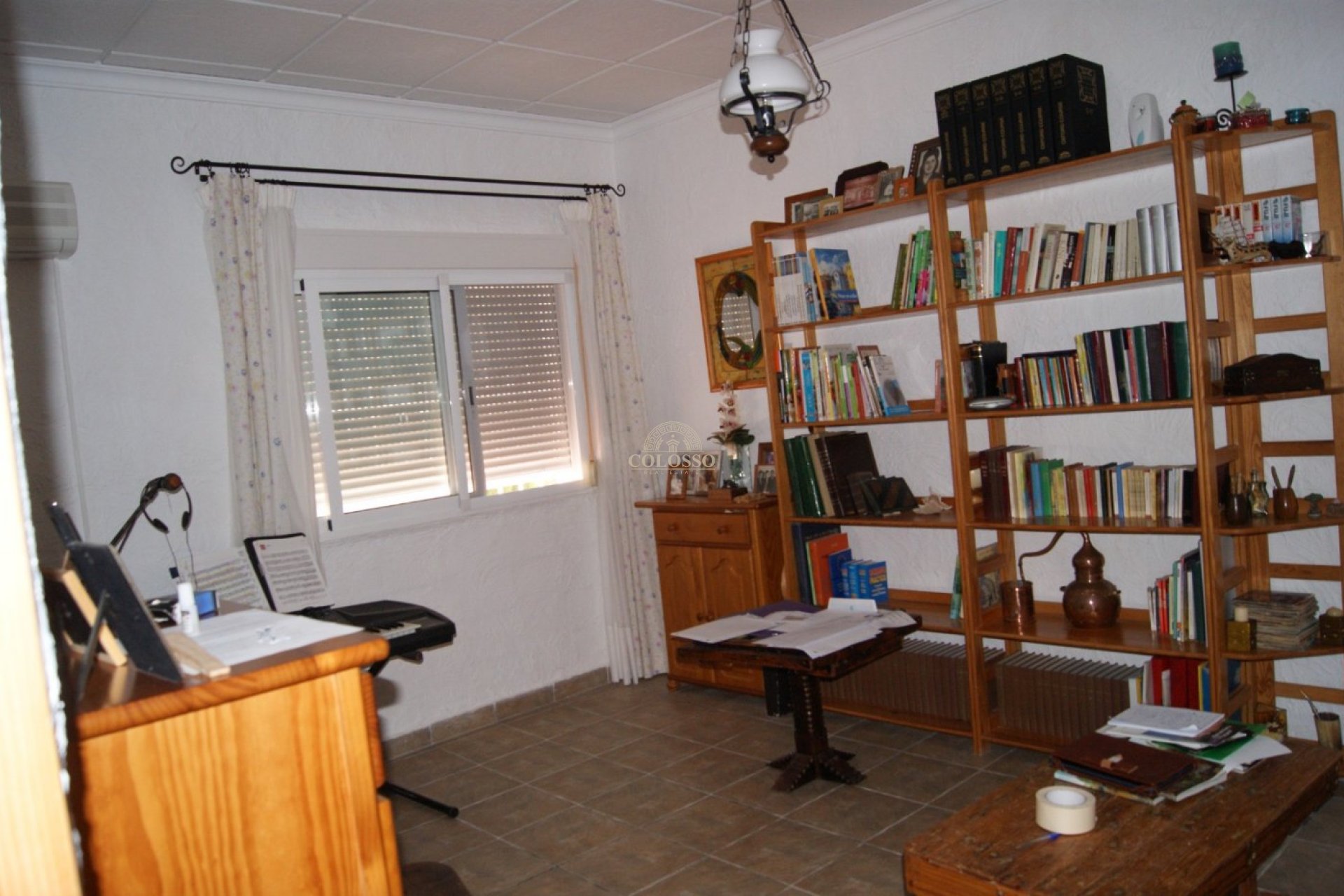 Resale - Finca rústica -
Finestrat - Finestrat pueblo
