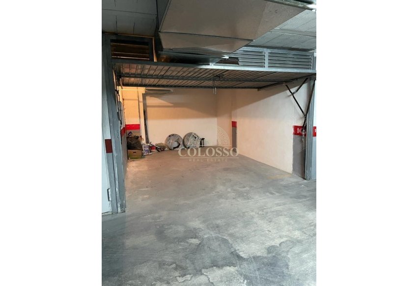 Resale - Garage -
Torrevieja - Centro