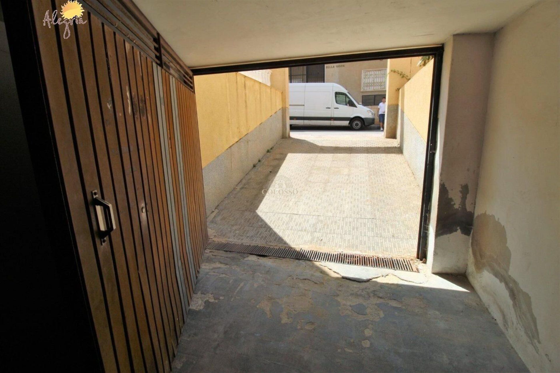 Resale - Garage -
Torrevieja - Habaneras