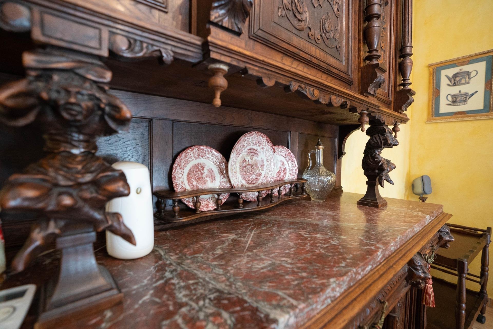 Resale - Inmueble singular -
San Miguel de Salinas - CENTRO