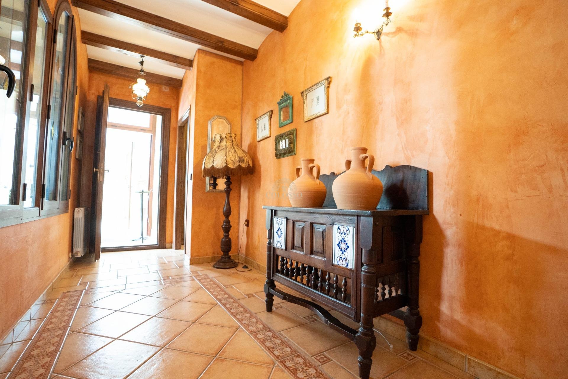 Resale - Inmueble singular -
San Miguel de Salinas - CENTRO
