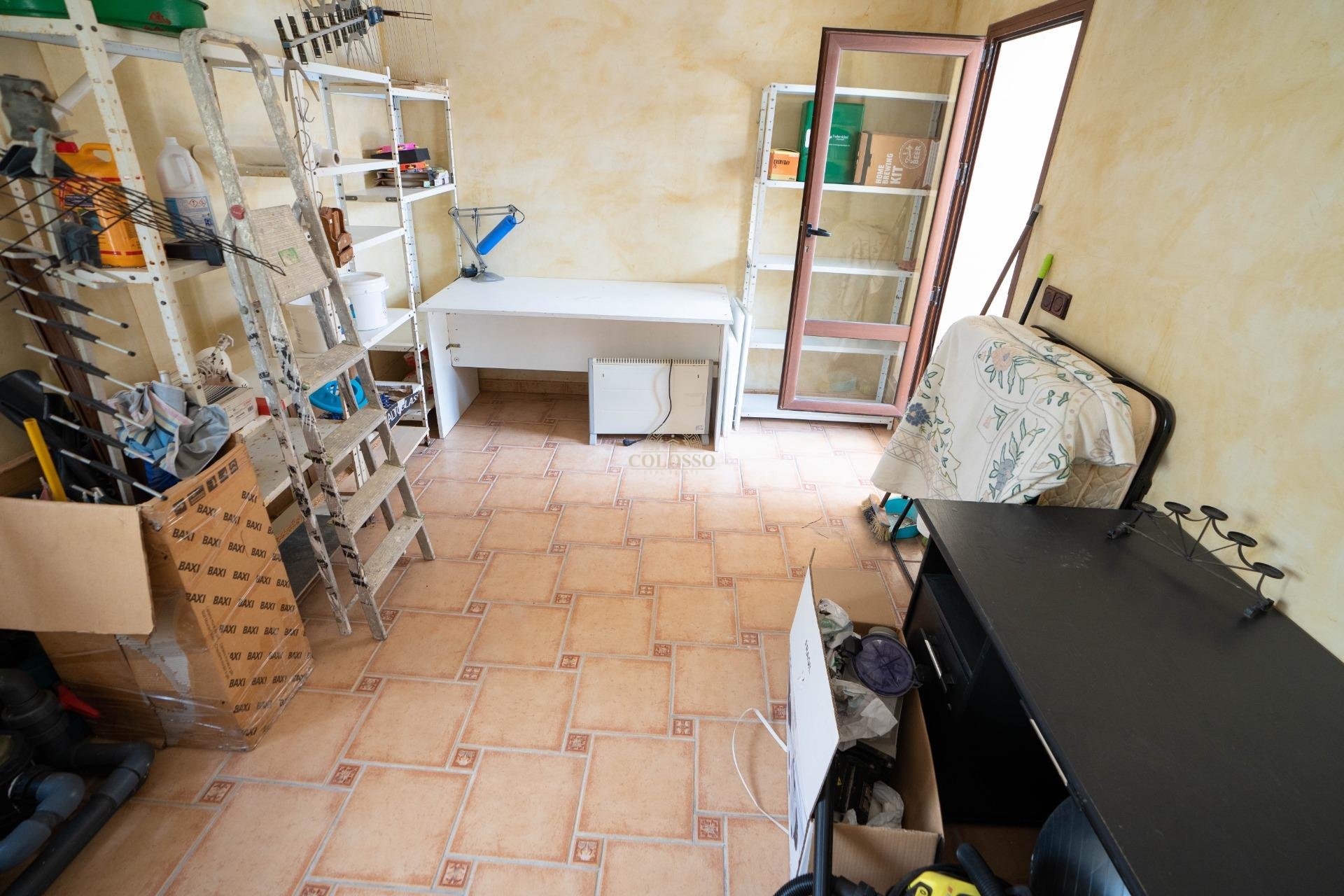 Resale - Inmueble singular -
San Miguel de Salinas - CENTRO