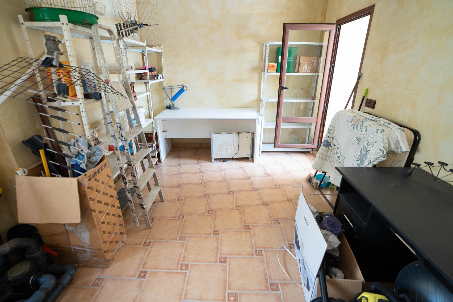 Resale - Inmueble singular -
San Miguel de Salinas - CENTRO