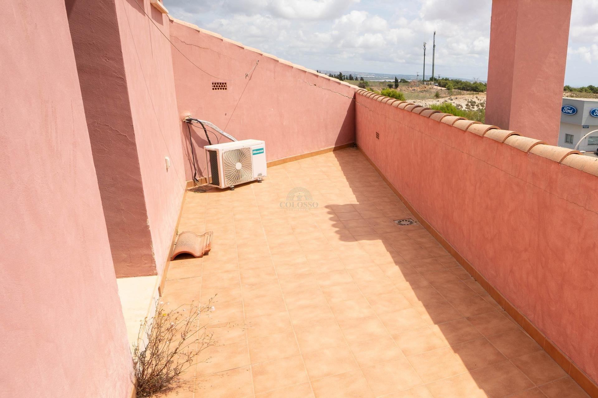 Resale - Inmueble singular -
San Miguel de Salinas - CENTRO