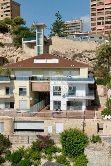 Resale - Pareado -
Benidorm - Cala de Benidorm