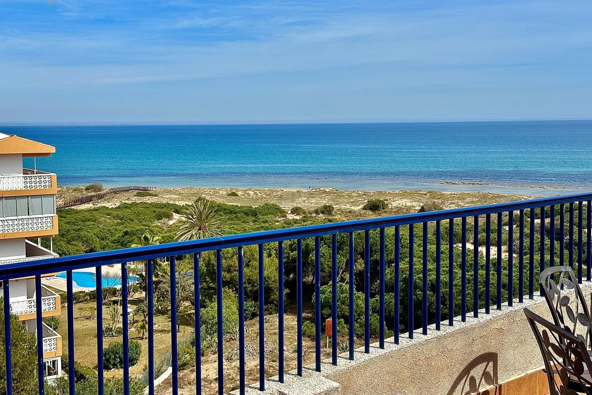 Resale - Penthouse -
Torrevieja - La Mata