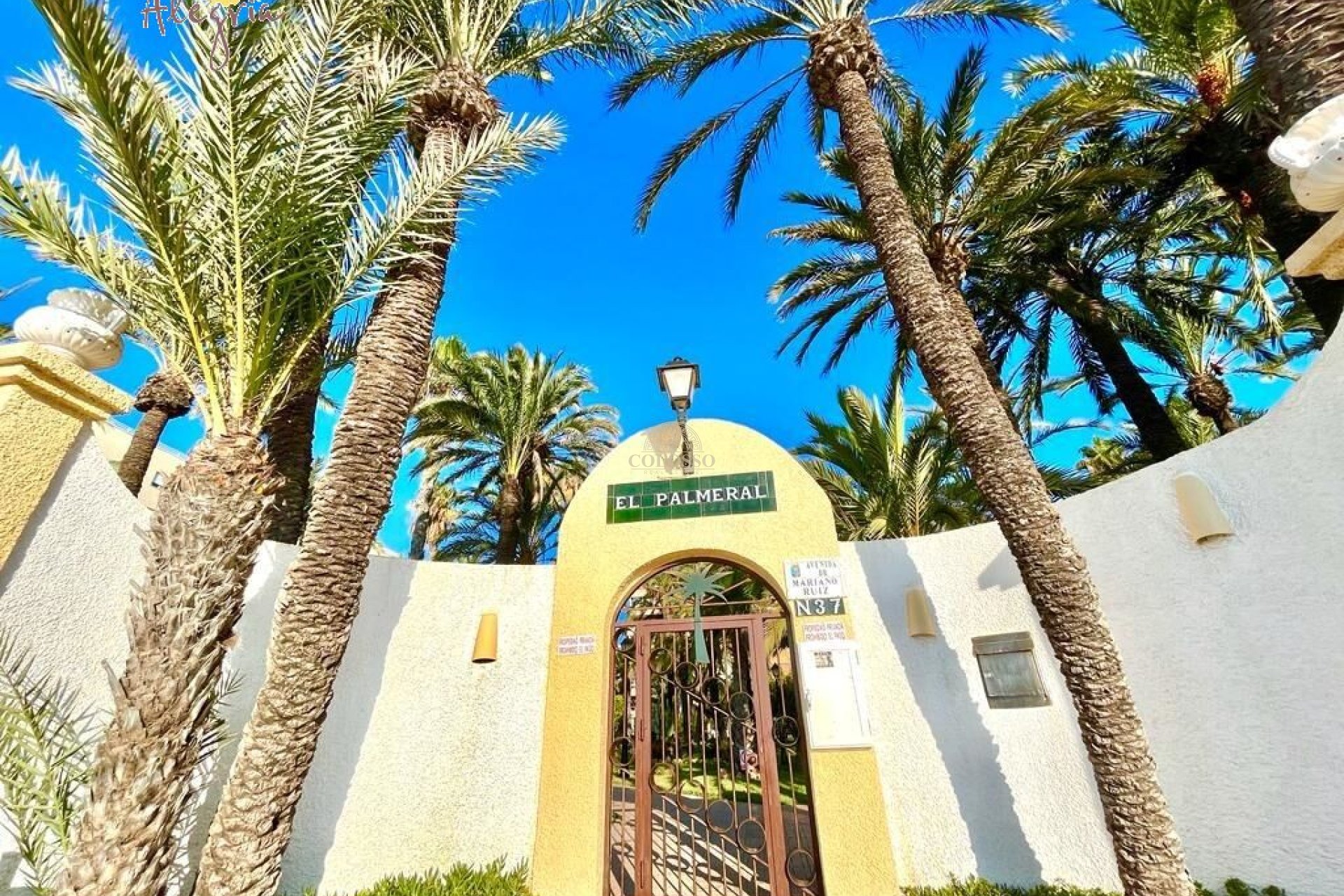 Resale - Penthouse -
Torrevieja - Playa de los Locos