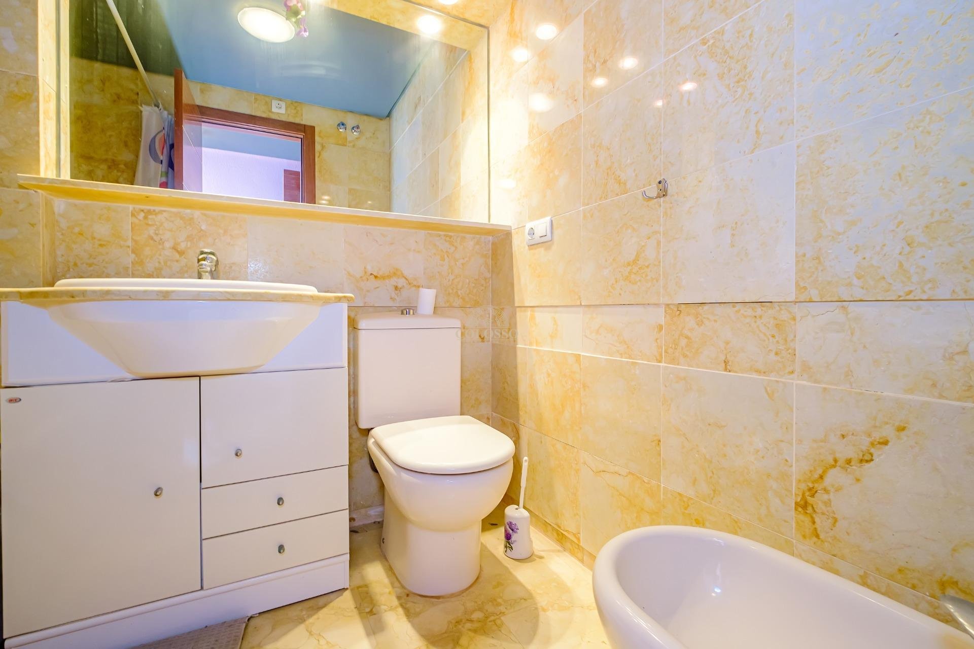 Resale - Penthouse -
Torrevieja - Playa del Cura