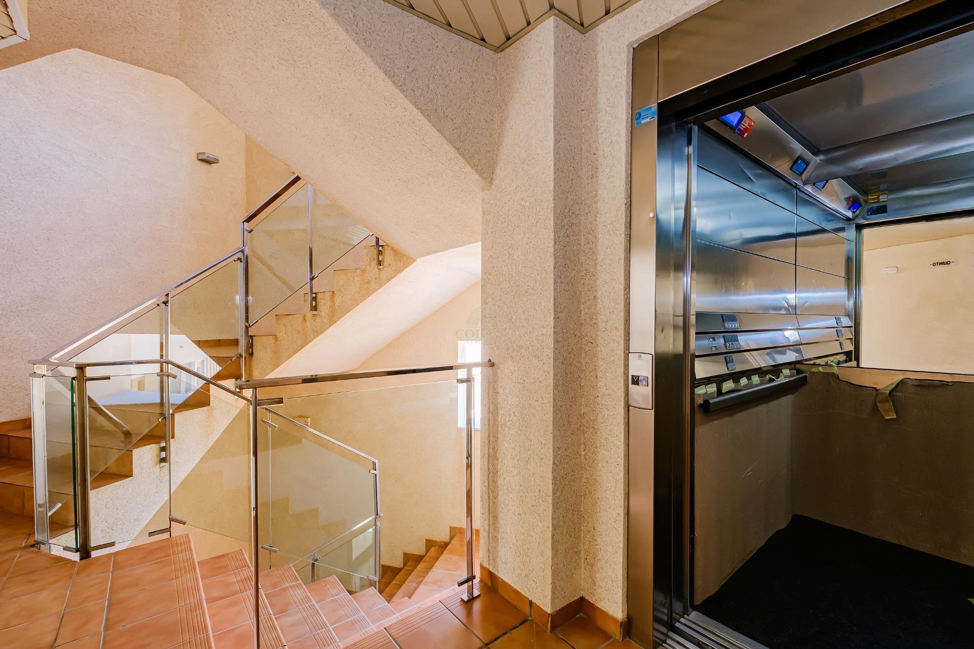 Resale - Penthouse -
Torrevieja - Playa del Cura