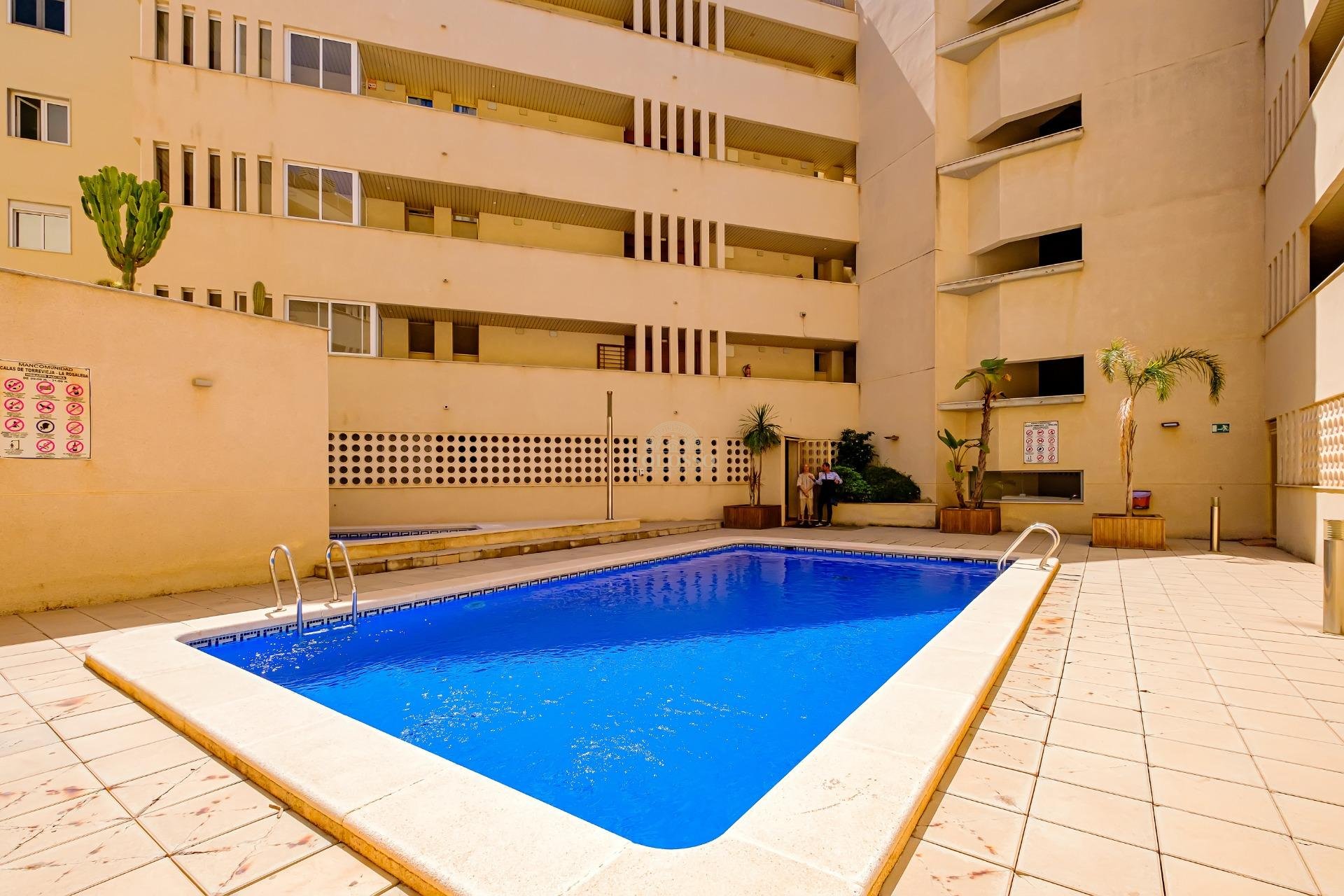 Resale - Penthouse -
Torrevieja - Playa del Cura