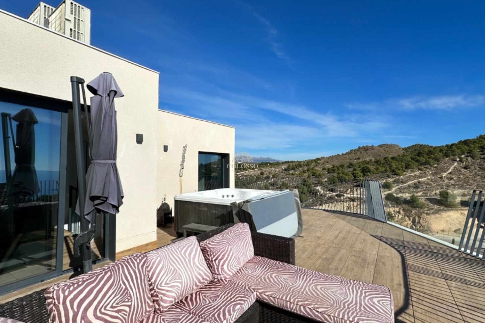 Resale - Penthouse -
Villajoyosa - 1a linea