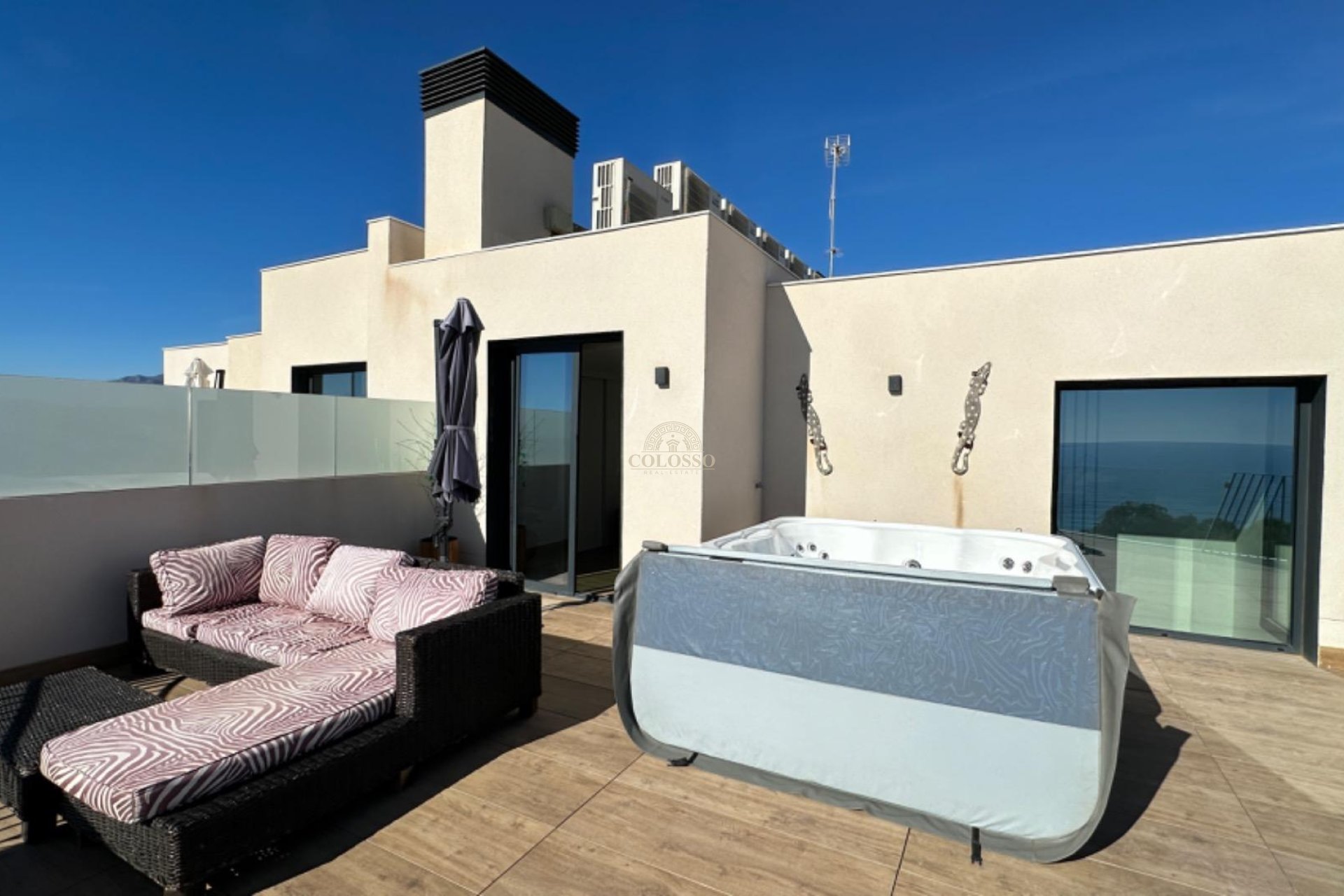 Resale - Penthouse -
Villajoyosa - 1a linea