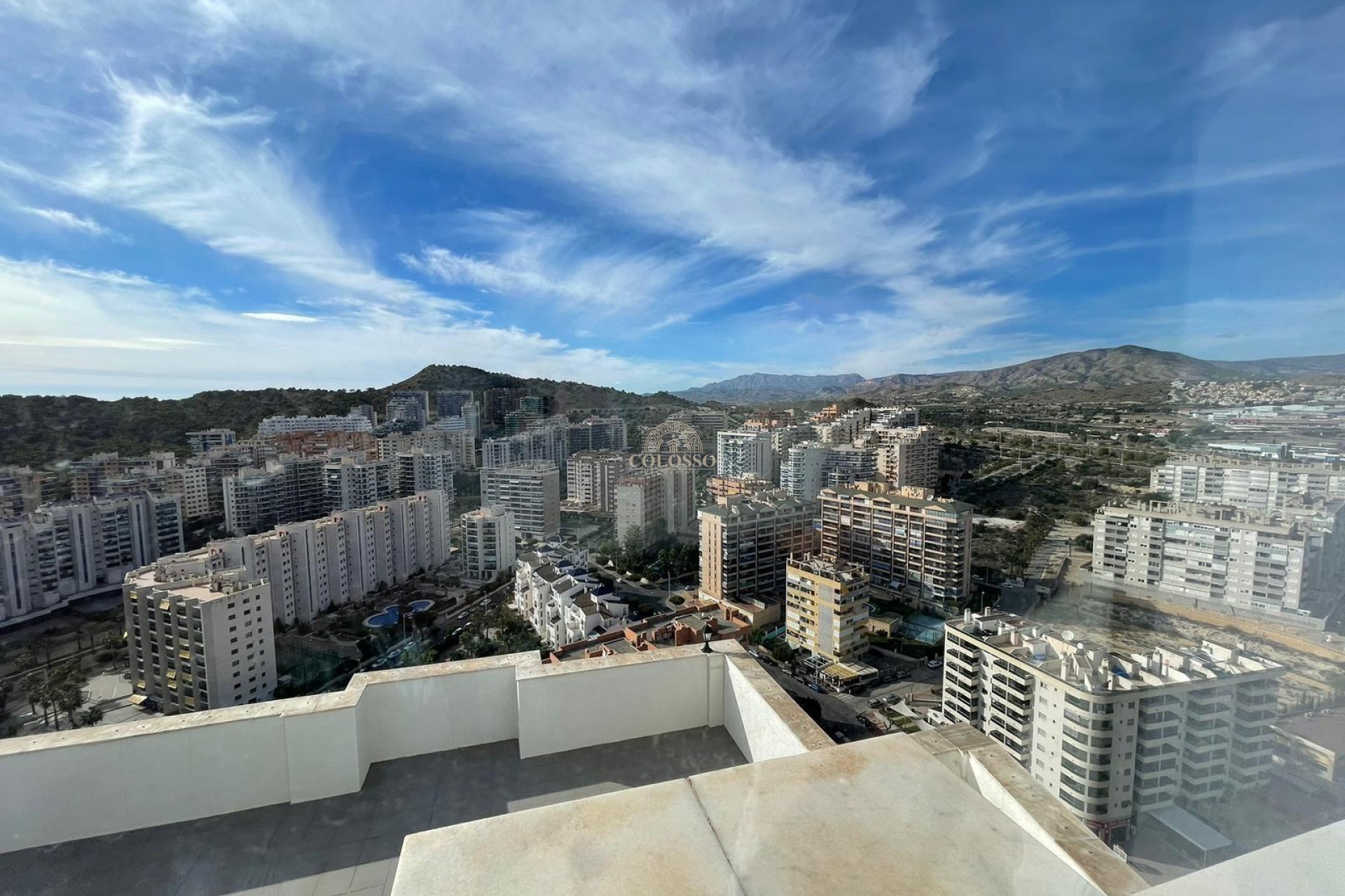 Resale - Penthouse -
Villajoyosa - Cala de finestrat