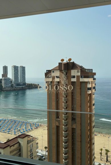 Resale - Piso -
Benidorm - Levante