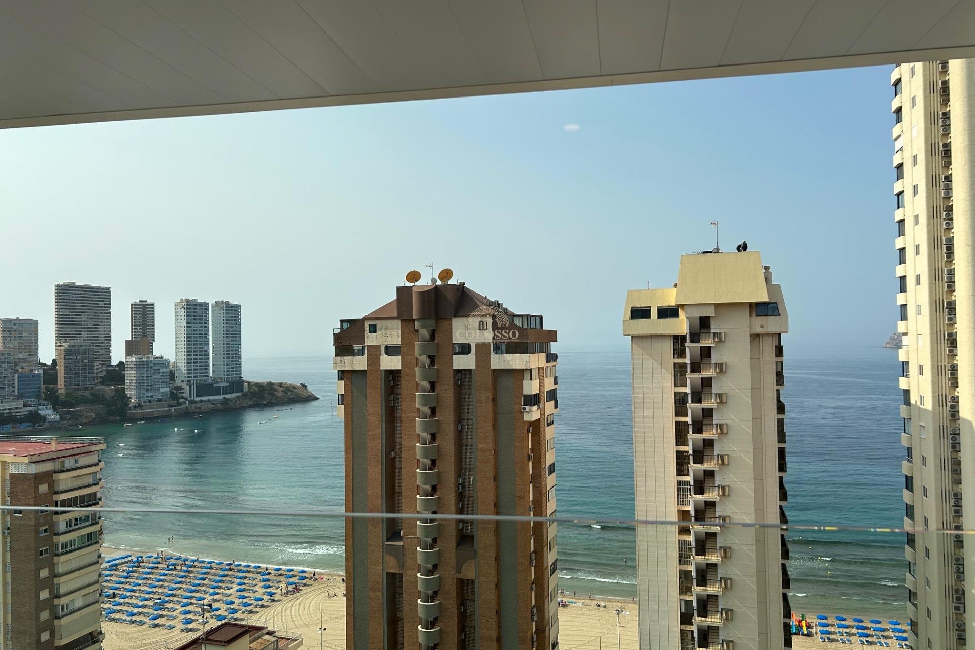 Resale - Piso -
Benidorm - Levante