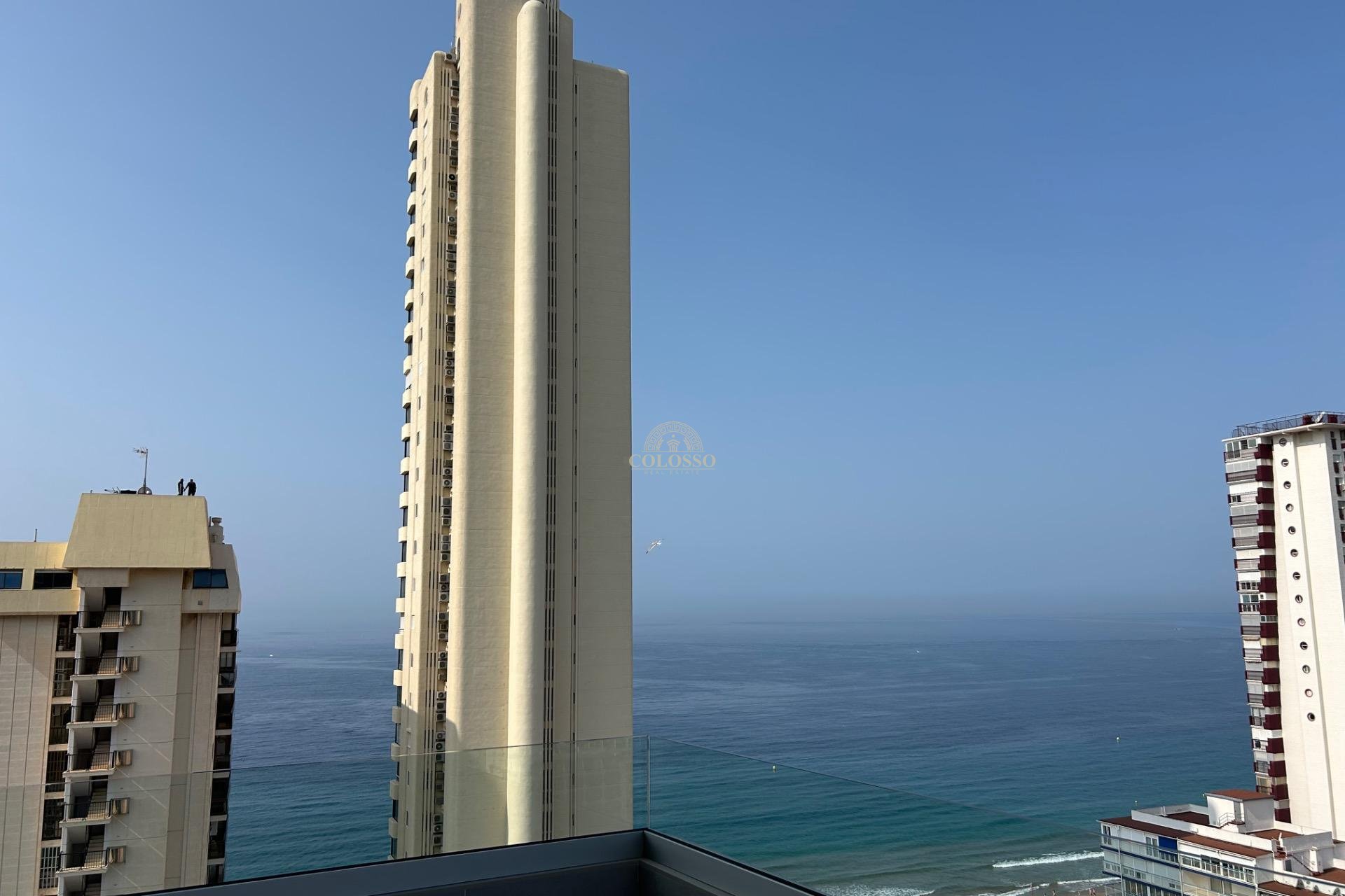 Resale - Piso -
Benidorm - Levante