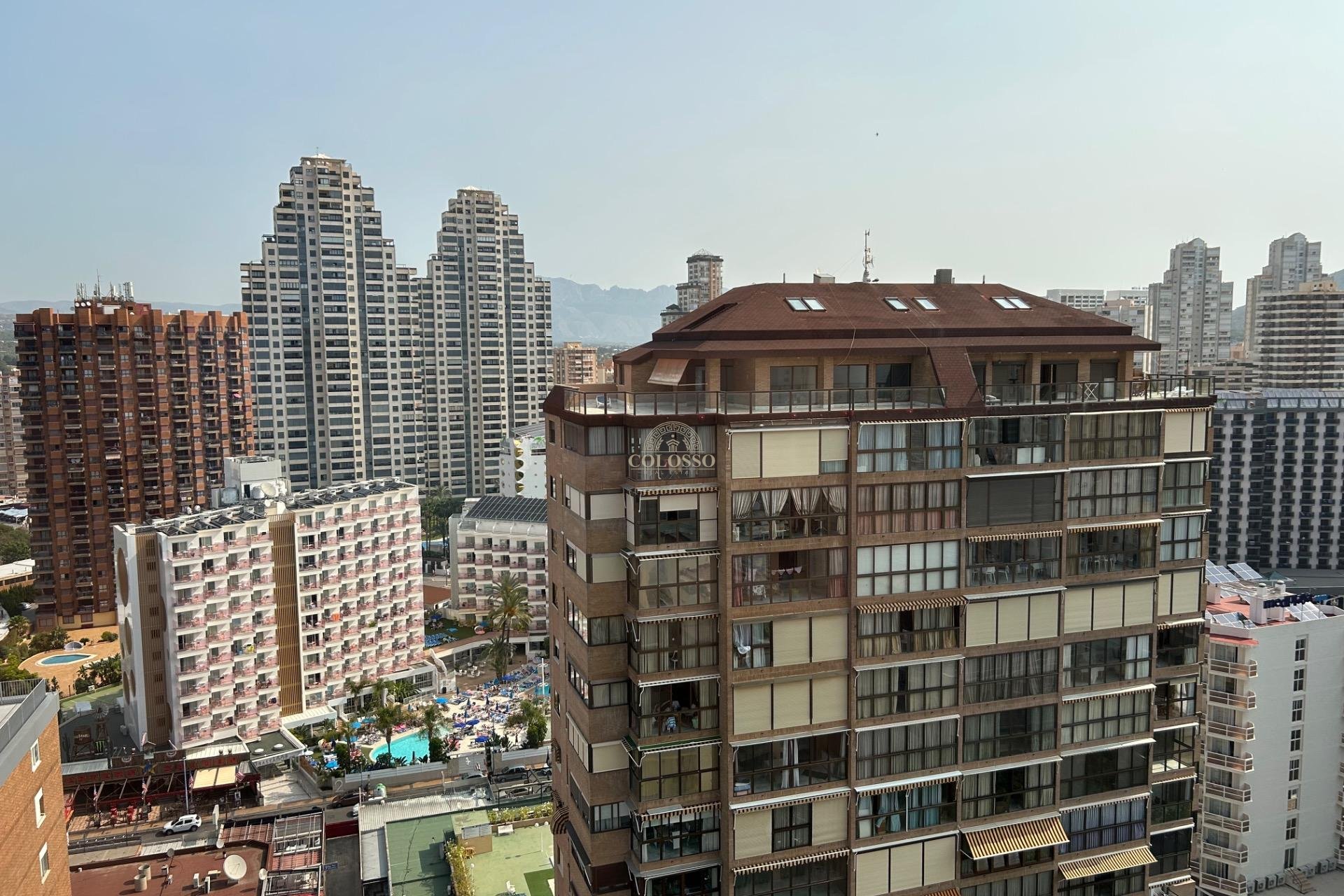 Resale - Piso -
Benidorm - Levante