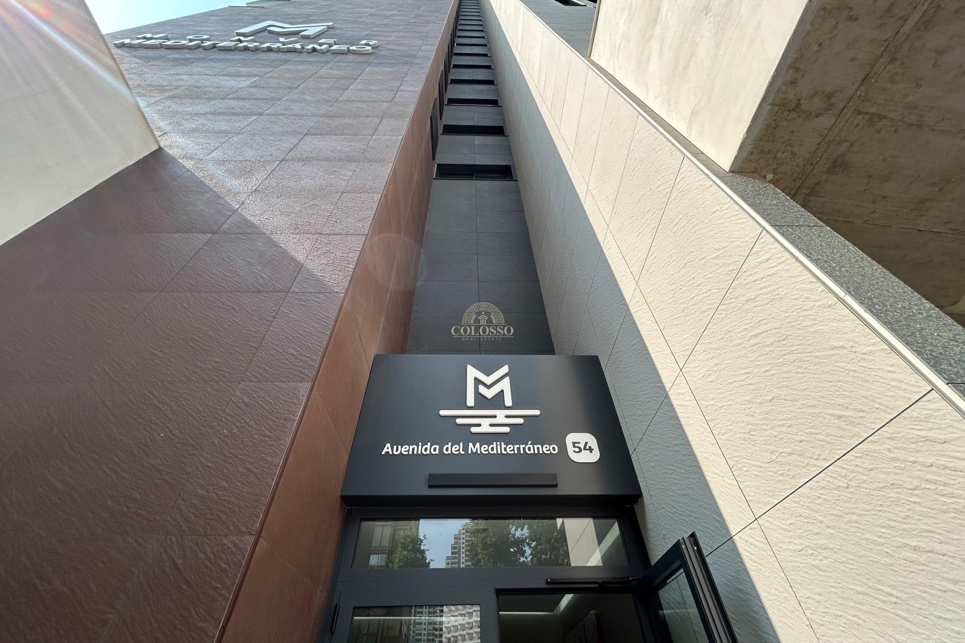 Resale - Piso -
Benidorm - Levante