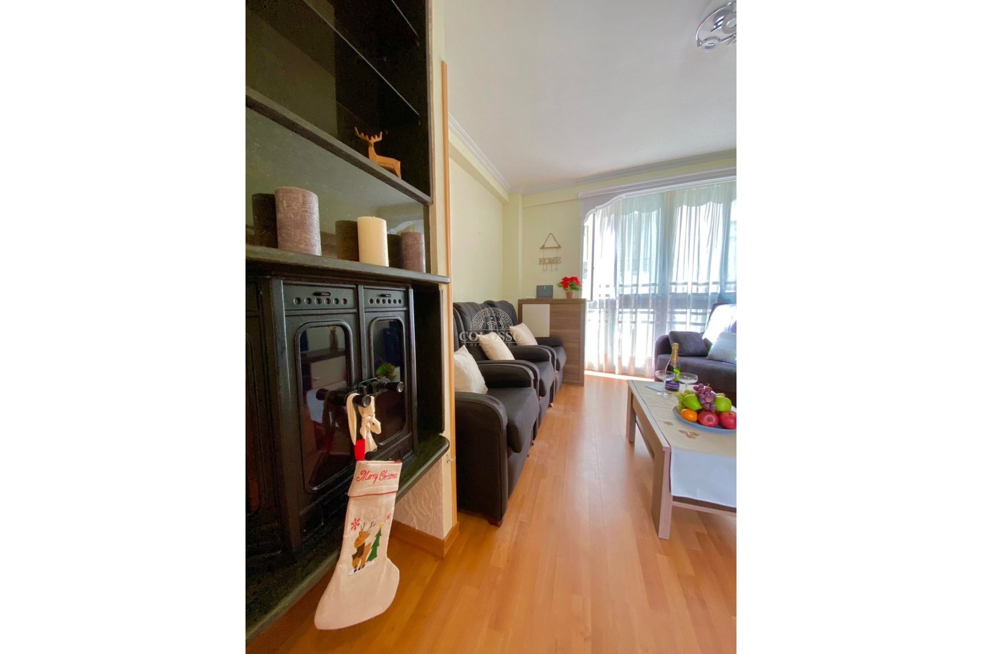 Resale - Piso -
Benidorm - Poniente