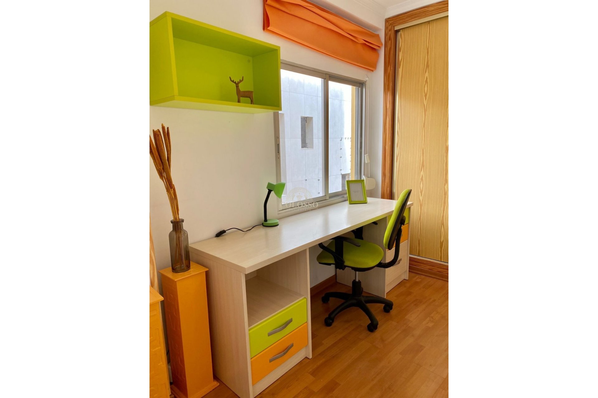 Resale - Piso -
Benidorm - Poniente