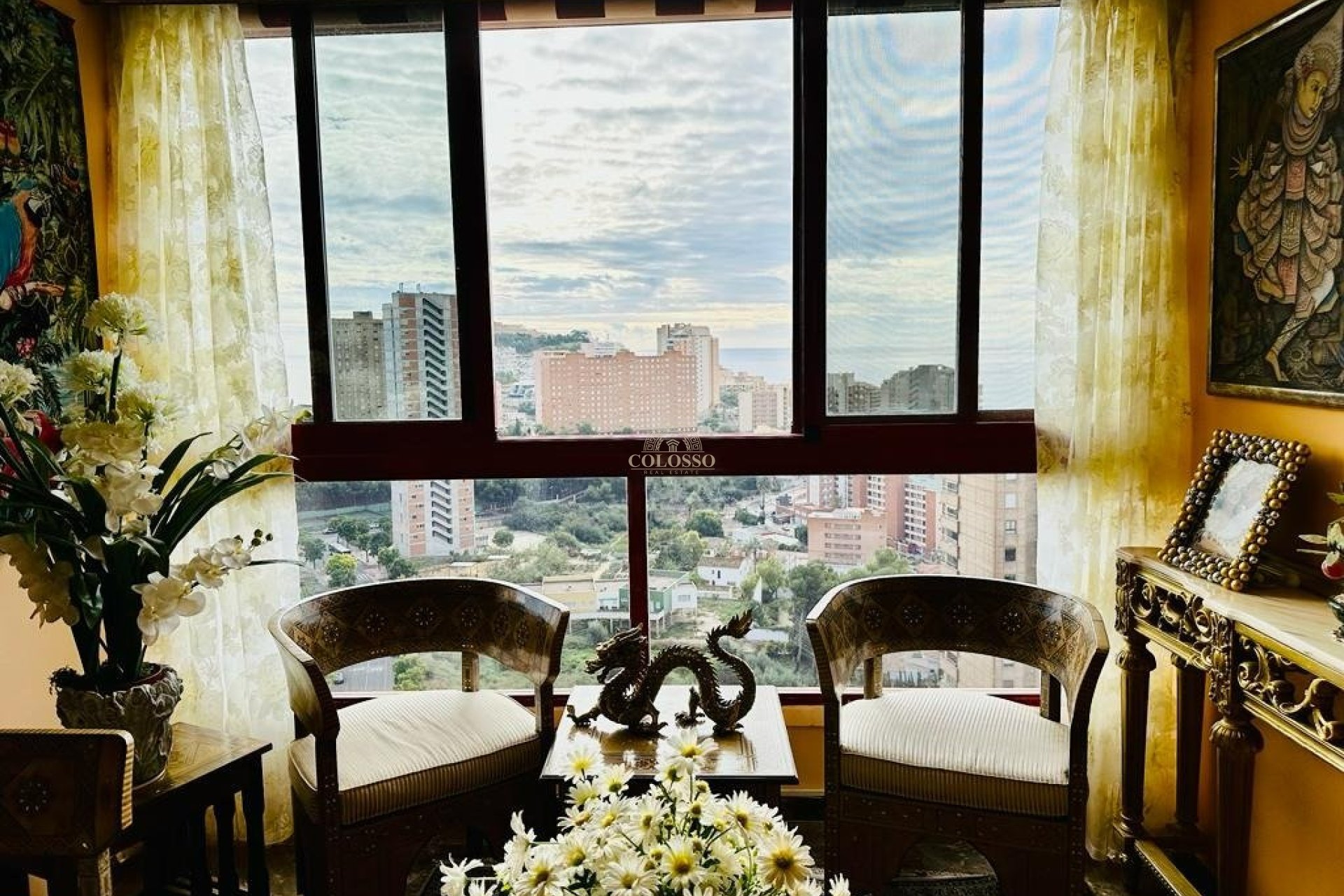 Resale - Piso -
Benidorm - Poniente