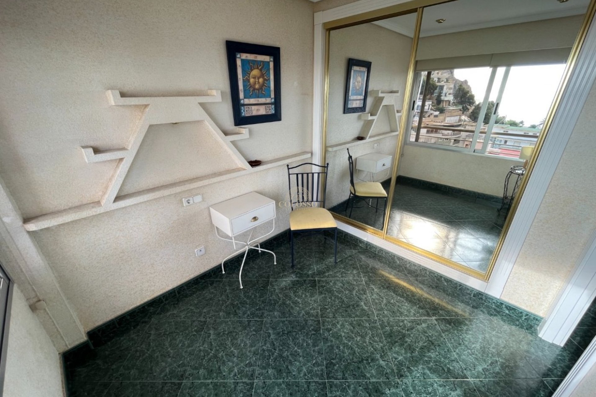 Resale - Piso -
Benidorm - Poniente