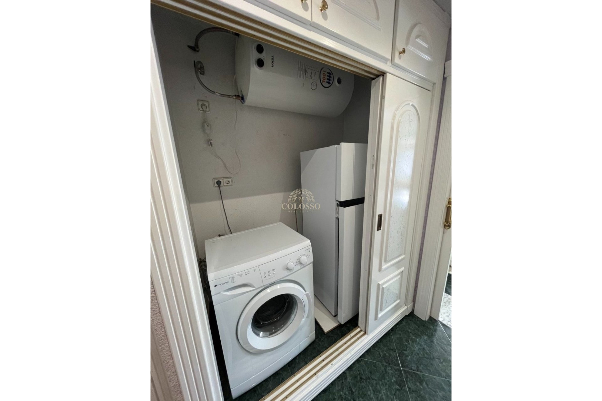 Resale - Piso -
Benidorm - Poniente